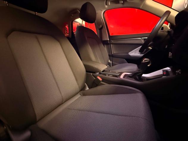 Audi Q3 35 TDI S tronic Advanced 2023 - Foto 5