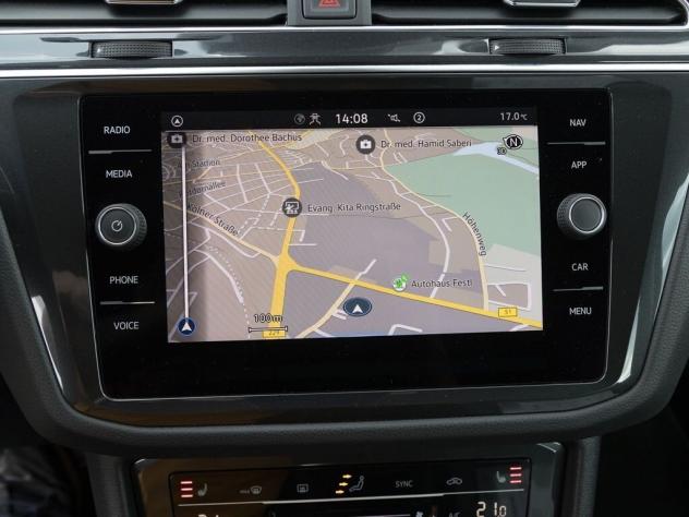 Volkswagen Tiguan 1.5 TSI LIFE NAVI LED ACC PACCHETTO INVERNALE - Foto 5