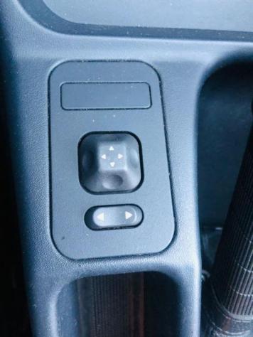 ALFA ROMEO - 146 - 1.6i 16V Twin Spark L - Foto 9