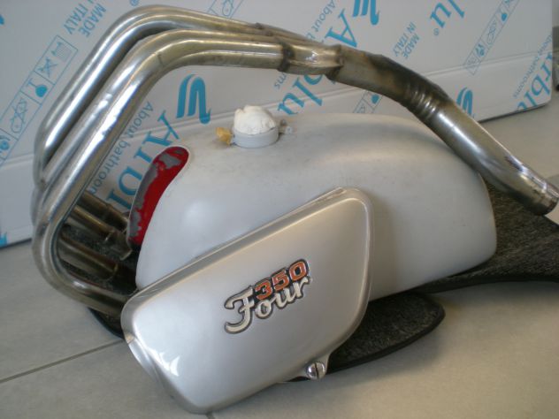 HONDA 350 FOUR MOTORE BATTERIA DI CARBURATORI SERBATOIO SCARICHI - Foto 9