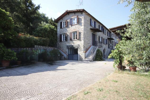 Casale in vendita a Pescaglia