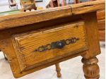 Scrivania in legno massello di castagno primi anni del 900" Posso spedire