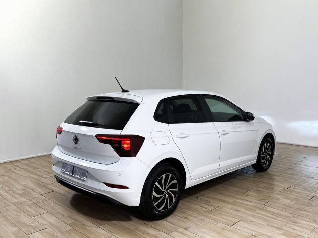 Volkswagen Polo Polo 1.0 Young 80cv - Foto 4
