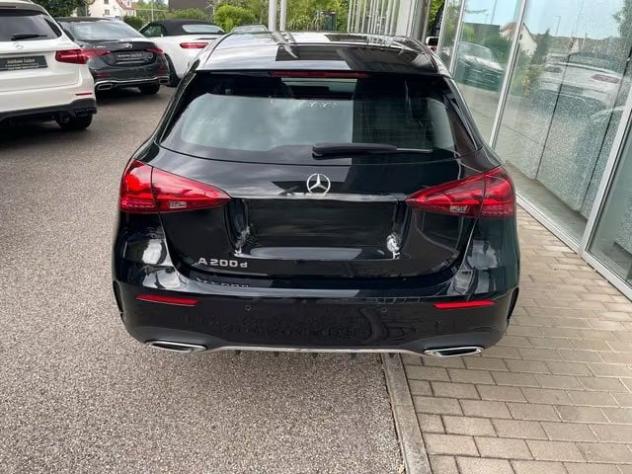 Mercedes-Benz Classe A A 200 d Premium AMG LED NAVI - Foto 4