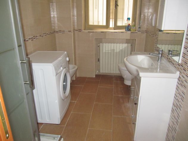 CENTRALISSIMA 50 METRI DA PIAZZA SALOTTO E MARE, MATRIMONIALE - Foto 4