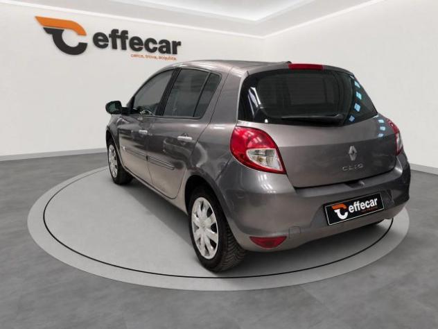 RENAULT Clio 1.2 16V 5 porte Luxe rif. 23930195 - Foto 4