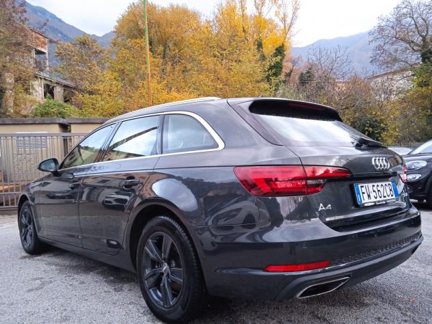 Audi A4 Avant 30 TDI S tronic Design - Foto 4