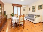APPARTAMENTO IN PICCOLO CONTESTO, CON BOX E CANTINA