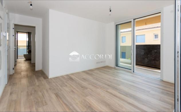 APPARTAMENTO di 4 vani e di 198 mq (LIGNANO SABBIADORO) rif. AKP66_5 - Foto 2