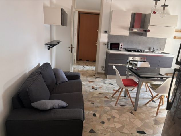 3826 Bicamere arredato in centro a Udine