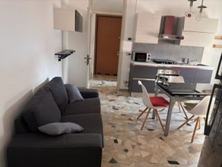 3826 Bicamere arredato in centro a Udine