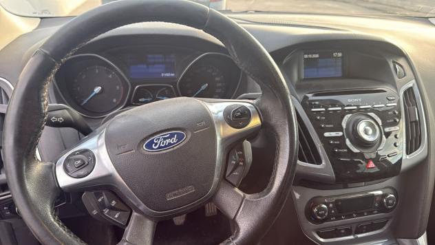 Ford Focus 1.6 TDCi 115 CV SW Titanium - Foto 8