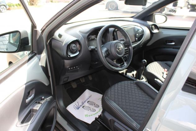 Toyota Aygo X Aygo X 1.0 Lounge Air 72cv - Foto 8