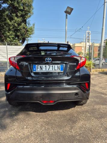 Toyota C-HR 1.8 Hybrid E-CVT Toyota Team - Foto 8