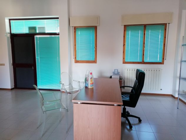 Negozio Ufficio a Montecchio - Vallefoglia - Foto 7