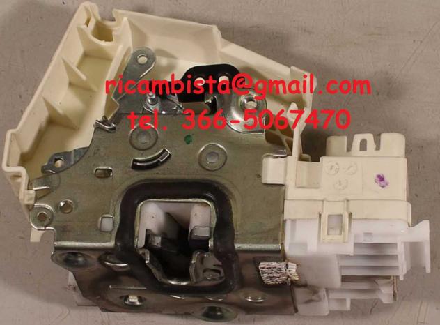 A1697204235 Mercedes Classe A chiusura serratura anteriore destra