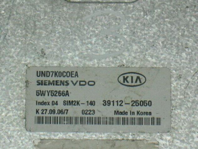 3911225050 ECU KIA CARENS III 2.0 16V VDO 5WY5266A 39112-25050 SIM2K-140 - Foto 2