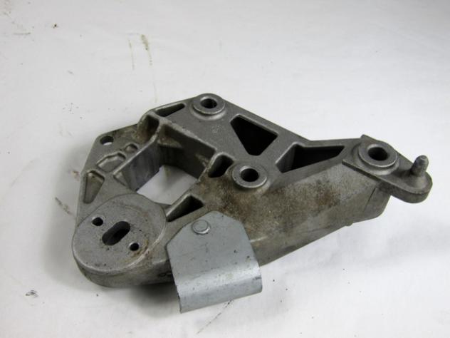 7700795740 SUPPORTO MOTORE RENAULT CLIO 1.2 B 40KW 5M 3P (1994) RICAMBIO USATO