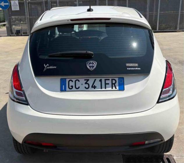 LANCIA Ypsilon 1.0 FireFly 5 porte S&S Hybrid Ecochic Gold rif. 23989434 - Foto 4