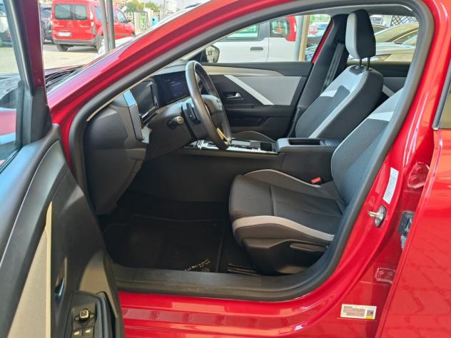 Opel Astra 1.5 Turbo Diesel 130 CV AT8 Sports Tourer Edition - Foto 7