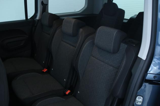 Opel Combo XL 1.5 BlueHDI S&S 130cv AT8 ELEGANCE PLUS 7 posti - Foto 8