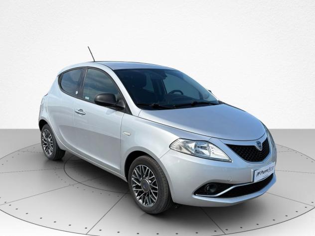 Lancia Ypsilon Ypsilon 1.2 69 CV 5 porte GPL Ecochic Silver - Foto 2