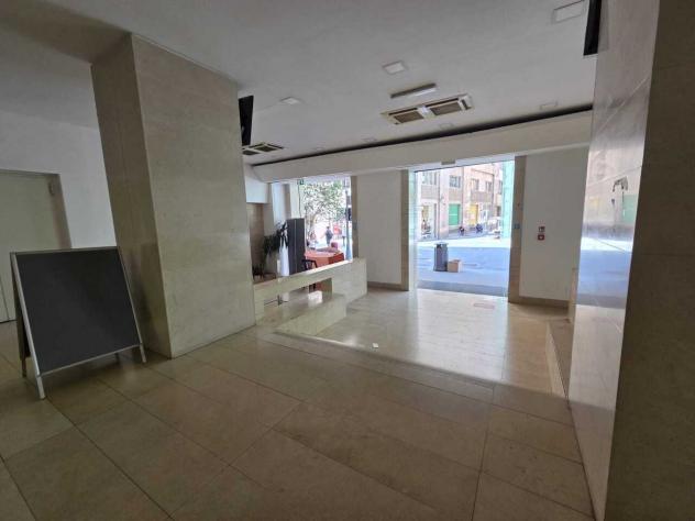 1 Vetrina in vendita a Salerno - Foto 4