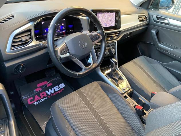 VOLKSWAGEN T-ROC 2.0 TDI 150CV DSG CAM 2022 - Foto 9