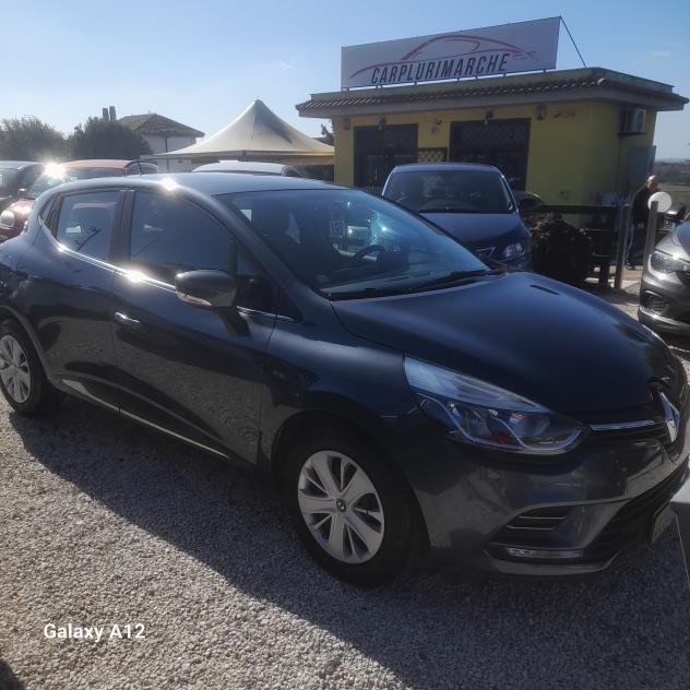 RENAULT CLIO BENZINA GAS GPL DELLA CASA!