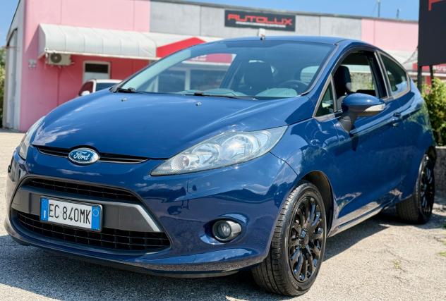Ford Fiesta 1.4 TDCi 68CV 3 porte 143.000Km NEOPATENTATI - Foto 5