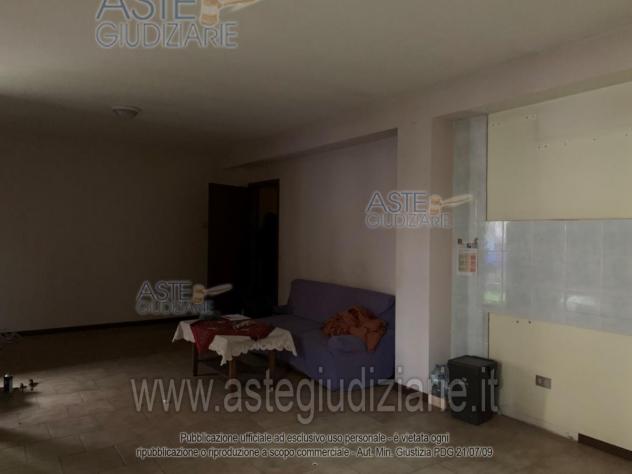IMMOBILI-IMMOBILE RESIDENZIALE-Piazza IV Novembre, 22, 46010 Redondesco MN, Italia - Foto 6