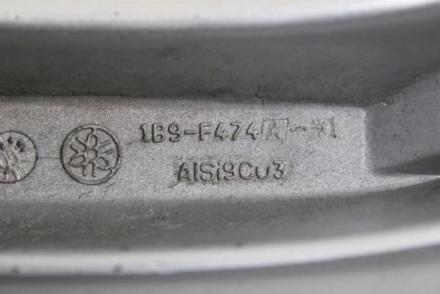 YAMAHA X-MAX 125 1B9F474W3100 MANIGLIA POSTERIORE DESTRA YP125R 06 - 10 REAR RIGHT PILLION HANDLE CON GRAFFIO - Foto 4
