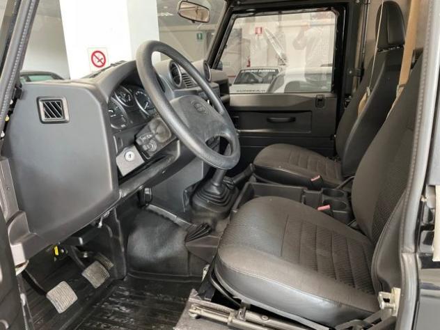 LAND ROVER Defender 90 2.4 TD4 Soft top E rif. 16101534 - Foto 7