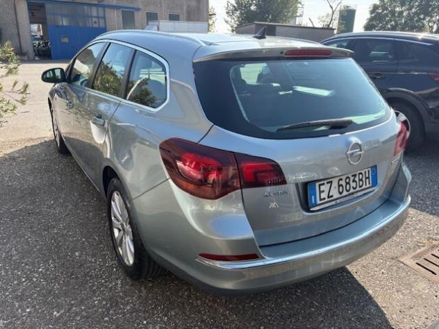 Opel Astra 1.6 CDTI EcoFLEX S&S Sports Tourer Cosmo - Foto 7