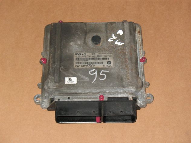 0281013530 ECU CHRYSLER GRAN VOYAGER 2.8 EDC16CP31 0281013530 P055187070AH