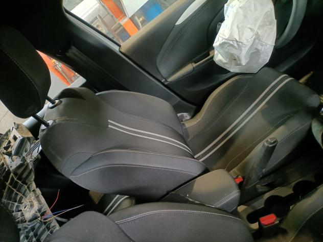 RICAMBI USATI AUTO OPEL Corsa F Serie N.D. HN05 Benzina 1200 (19) - Foto 8