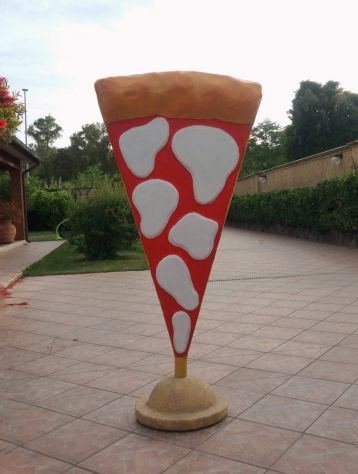 Insegna pizza a TRIESTE