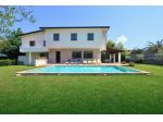 Villa Angel con piscina a Forte dei Marmi