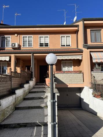 Pentalocale in affitto a Melzo