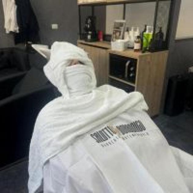 Salotto Borbonico - Barberia Contemporanea - Foto 3