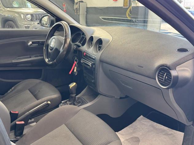 SEAT Ibiza Ibiza 1.4 TDI 80CV 5p. Stylance - Foto 8