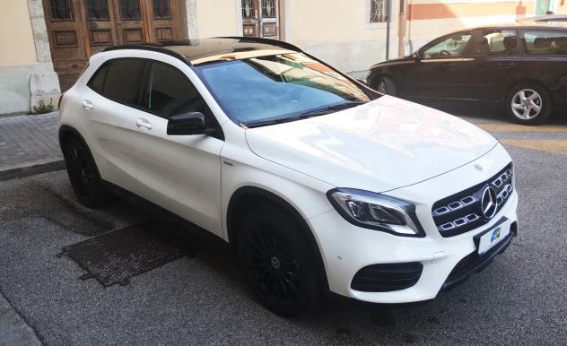 Mercedes-benz GLA 200 d Automatic Night Editin AMG Line - Foto 6