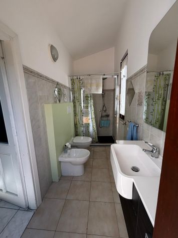 BOSSOLETO FRAZ VILLANOVA CASETTA INDIPENDENTE CON TERRENO 6000 MQ - Foto 9
