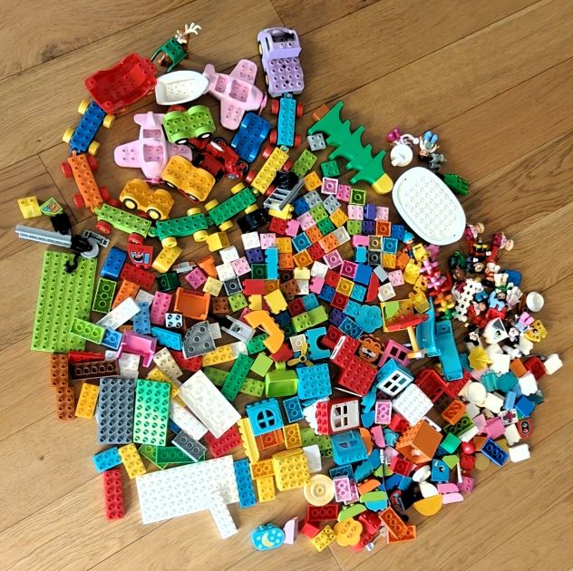 LEGO DUPLO originali lotto misto 4,9 kg circa, oltre 400 pezzi