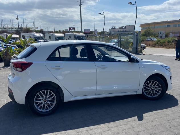 Kia Rio 1.0 T-GDi 100 CV MHEV iMT Style - Foto 4