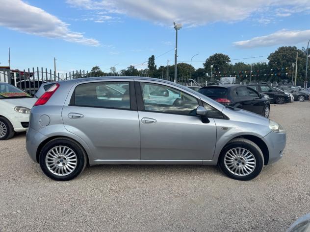 Fiat Grande Punto 1.3 MJT 75 CV 5 porte Dynamic - Foto 5