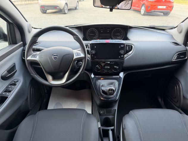 Lancia Ypsilon 1.0 Hybrid Gold - Foto 9