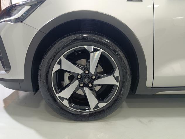 Ford Focus 1.0 EcoBoost Hybrid 125 CV 5p. Active - Foto 8