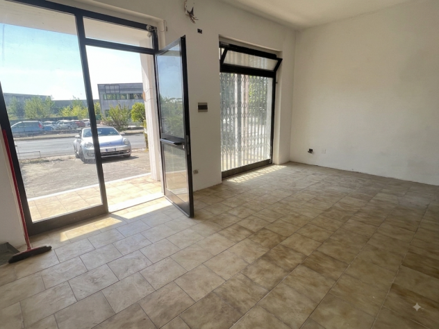 Locale comm.le/Fondo in vendita a Romagnano - Massa 65 mq Rif: 1445181 - Foto 4