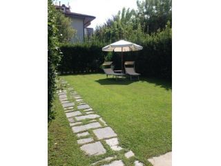 Villa in affitto a Forte dei Marmi 130 mq Rif: 1236619